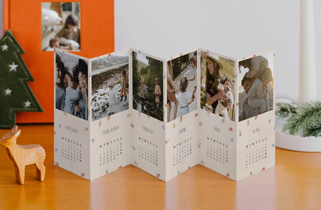 Accordion calendar