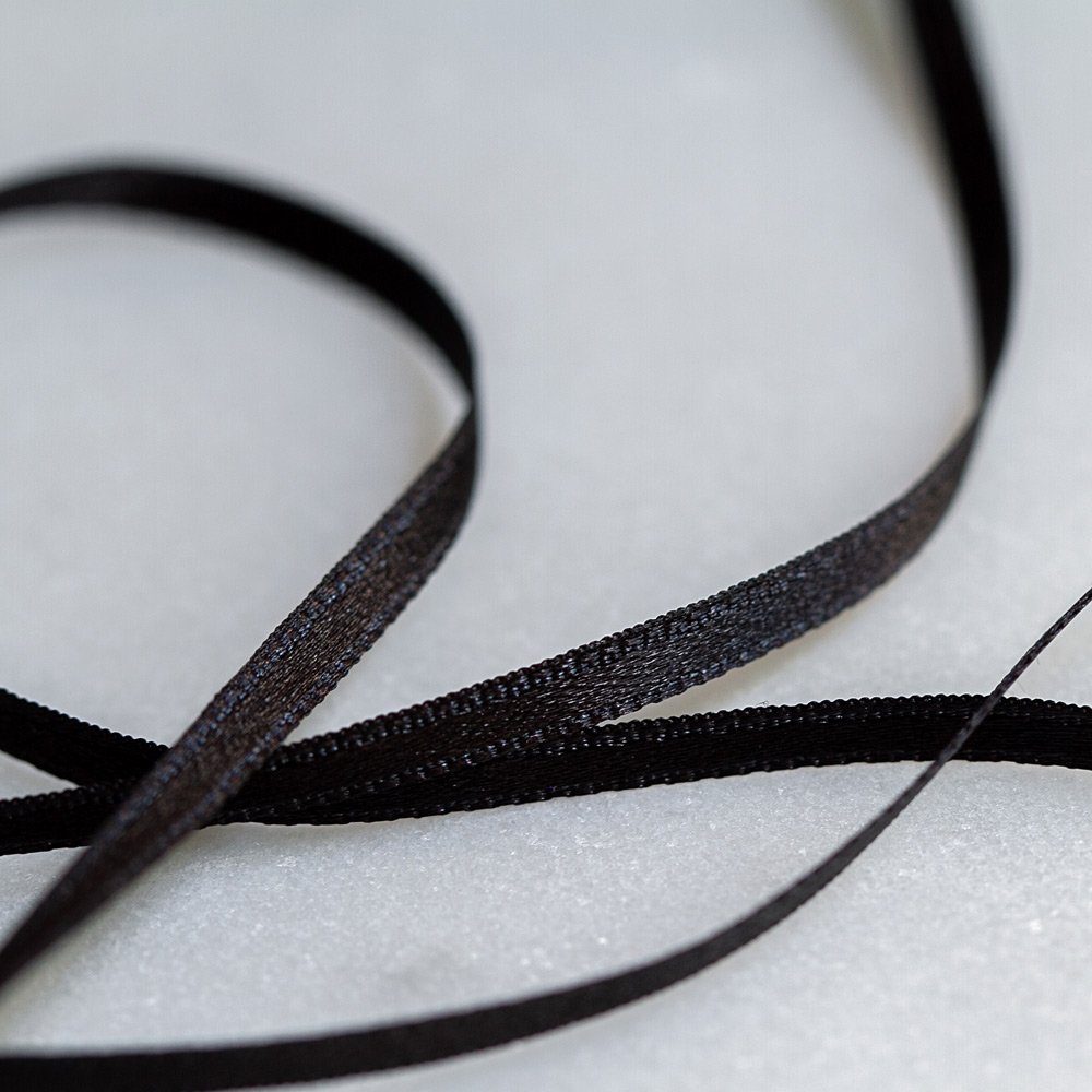 Black Satin Ribbon 90 cm